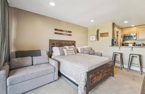 Truckee Apartamento | On-site Skiing: Truckee Studio w/ Balcony