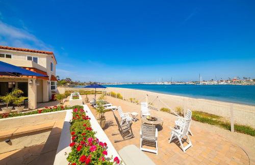 La Playa Casa | On The Beach Clubhouse