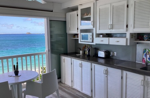 Grand Case Condominio | HERMOSO CONDOMINIO CON VISTA PANORÁMICA EN GRAN CASE BEACH