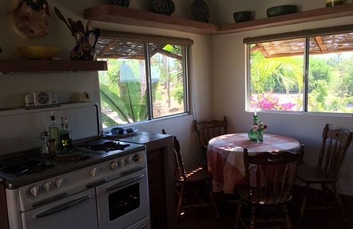 Todos Santos Casa | En La Playa En La Cachora, A Minutos Del Pueblo De Todos Santos.
