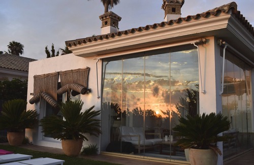 Cabo Roche Casa | Sobre la playa. Agradable y cómodamente