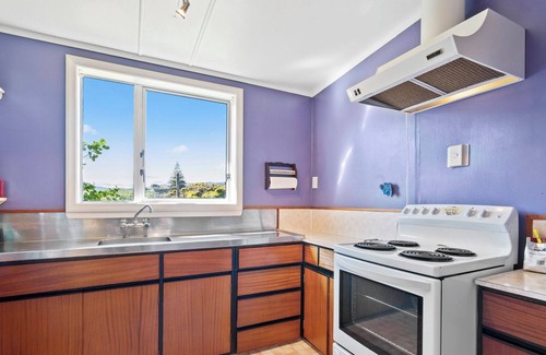 Te Horo Beach Casa | On The Beach - Te Horo Holiday Home