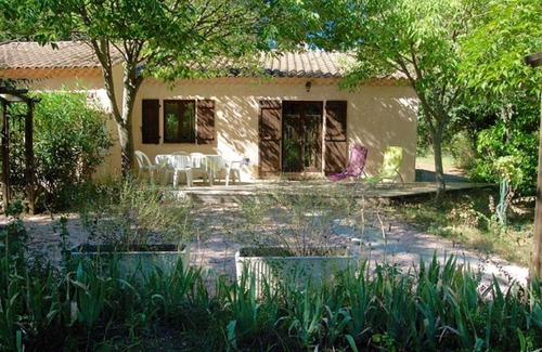 Brignoles Villa | Al borde del bosque, en la Provenza verde,