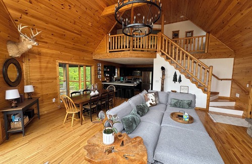 Thayerville Chalet De Esquí | ON THE ROCKS Lakeside Mountain Chalet