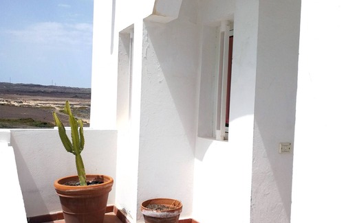 Corralejo Casa | On the Sea 1 - Piscina y playa
