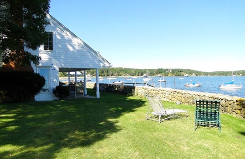 South Orleans Casa | ON THE WATER Topside Main House on Pleasant Bay. Sleeps 8, 3.5 baths.