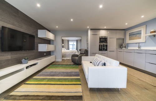 Kinsale Apartamento | En el paseo marítimo / estacionamiento privado gratuito