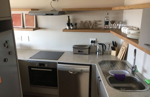 Cape Town City Centre Apartamento | ¡Encima de Ciudad del Cabo! ¡Beba vino con una vista de ensueño, tranquilo, amueblado con amor!