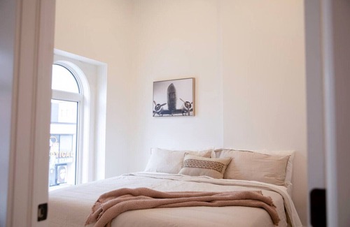 Woodstock Apartamento | On Trend - The Charlotte - King