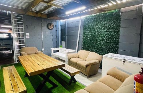 Parow Casa | On Wynne Guest House