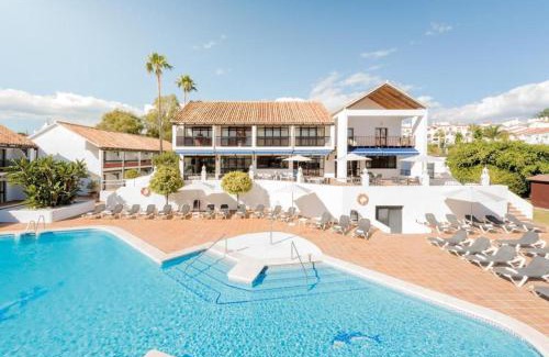 New Golden Mile Hotel | Ona Diana Park