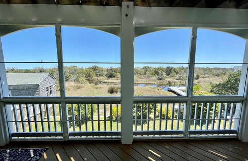 Ocracoke Casa | Sailor's Haven: casa frente al mar, en un pequeño canal. Vistas increíbles.