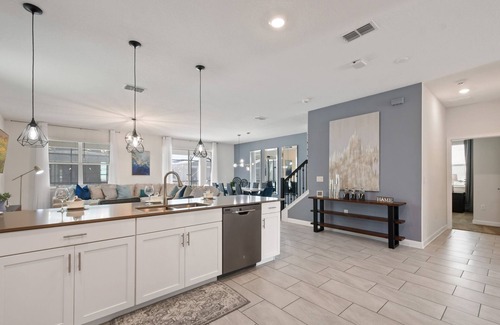 Kissimmee Villa | Once Upon A Time@Storey Lake-9 Bedroom Disney Haven w/ Game Room & Private Pool!