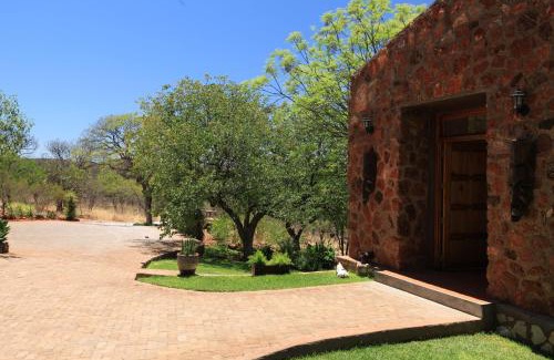 Okaukuejo Cabina | Onduri Lodge