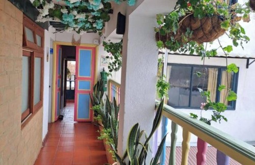 Villa de Leyva Hotel | ¡A una cuadra y media de la plaza mayor! Hotel lindo y acogedor.