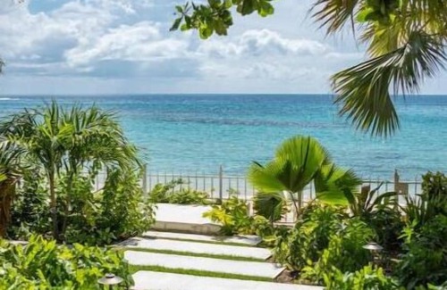 Halcyon Heights Casa | One Beachlands