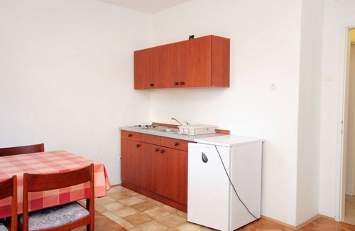 Novi Vinodolski Apartamento | Apartamento de una habitación con una terraza Novi Vinodolski (A-5587-b)