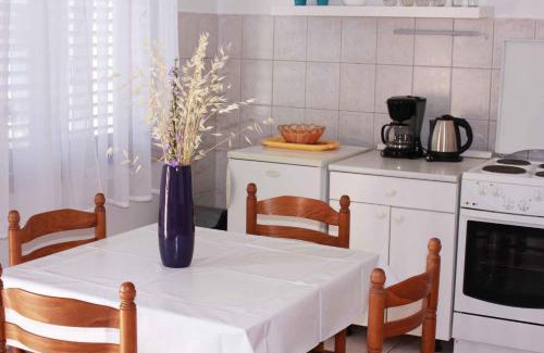 Povile Apartamento | One-Bedroom Apartment Novi Vinodolski near Sea 7