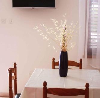 Povile Apartamento | One-Bedroom Apartment Novi Vinodolski near Sea 7