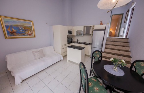 Businci Apartamento | Apartamento de una habitación en la playa Rastici, Ciovo (A-9470-b)