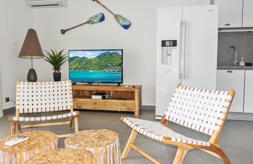 Grand Case Apartamento | One-Bedroom Apartment second floor up to 2 guests BMR