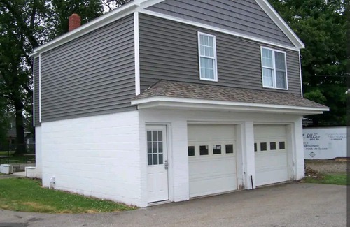 North East Apartamento | One bedroom apartment located near Lake Erie Wine Trail and local fishing.