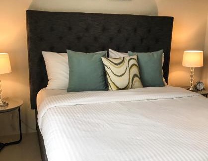 Guadalupe Apartamento | One Bedroom Apartment at Sundance Residences with Hi-Speed WiFi