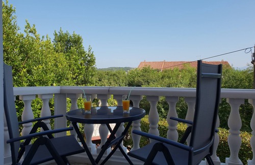 Soline Apartamento | Apartamento de una habitación con un balcon Soline, Krk (A-19324-a)