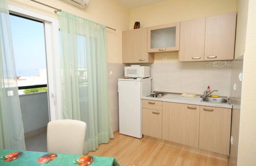 Ratac Apartamento | Apartamento de una habitación con balcón y vista al mar Makarska (A-6632-b)