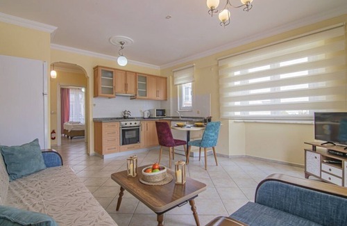 Fethiye City Center Apartamento | one bedroom apartment in Sunset Beach Club fethiye, private beach, 24/ security