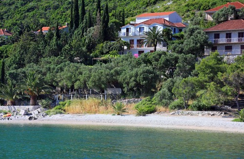 Trpanj Apartamento | Apartamento de una habitación en la playa Trpanj, Peljesac (A-258-b)