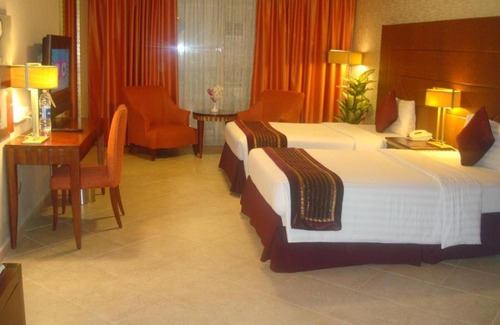 Al Mankhool Apartamento | One Bedroom Apartment Near day To Day Al Karama By Luxury Bookings