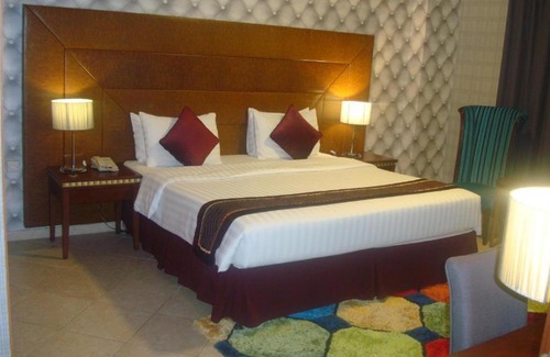 Al Mankhool Apartamento | One Bedroom Apartment Near day To Day Al Karama By Luxury Bookings