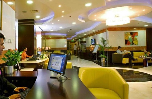 Al Barsha 1 Apartamento | One Bedroom Apartment Near Mashreq Metro Station By Luxury Bookings AD
