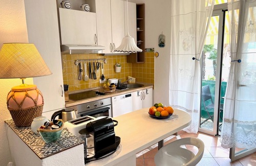 Volosko Apartamento | Apartamento de una habitación con balcón y vista al mar Opatija - Volosko, Opatija (A-7846-a)