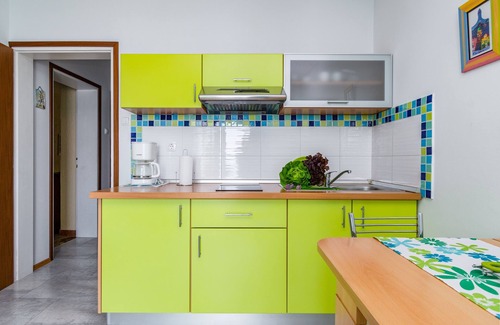 Medveja Apartamento | Apartamento de una habitación con terraza y vista al mar Medveja, Opatija (A-7720-a)