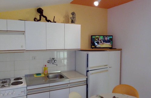 Ivan Dolac Apartamento | Apartamento de una habitación con balcón y vista al mar Ivan Dolac, Hvar (A-4584-c)