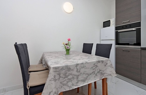 Lopar Apartamento | Apartamento de una habitación con terraza y vista al mar Lopar, Rab (A-14804-e)