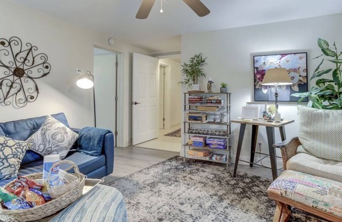 Belmont Apartamento | One bedroom apt in Belmont - MONTHLY DISCOUNTS