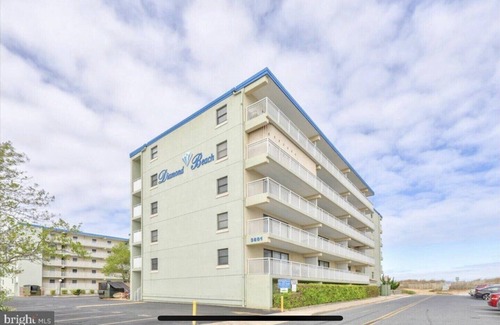 Ocean City Apartamento | One Bedroom Beachfront Apartment Mid-Town OC
