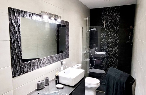 Tal-Ghoqod Apartamento | One Bedroom cosy apartment with balcony, fully air-conditioned