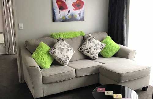 Invercargill Cabaña | One Bedroom Cottage, Central to CBD, Park, Airport