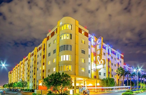 Paradise Condominio | One Bedroom Deluxe Luxury Condo, Las Vegas Club 36 (1981595)