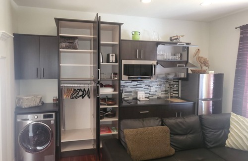 Hoffman Estates Apartamento | ONE-BEDROOM EUROPEAN STYLE DELUXE SUITE