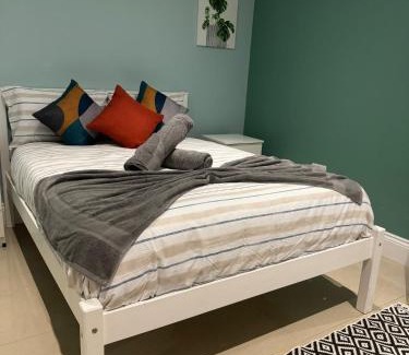 Hanger Hill Apartamento | One bedroom flat park avenue
