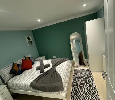 Hanger Hill Apartamento | One bedroom flat park avenue