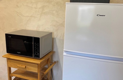 Picauville Cama Y Desayuno | One-bedroom gîte for 2 people in modern conversion. Well-equipped