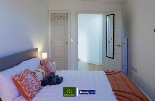 Grove Apartamento | One Bedroom Apartment By Arhouse Apartments Short Lets & Serviced Accommodation Kingston With Free WiFi