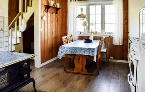 Kongsvinger Casa | One-Bedroom Holiday Home In Austmarka