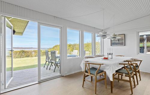 Olsted Casa | One-Bedroom Holiday Home Ølsted With Sea View 09